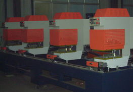 廠家直銷(xiāo)高質(zhì)量彩色塑窗無(wú)縫焊接機(jī)——支持混批，來(lái)電咨詢價(jià)格、廠家及圖片